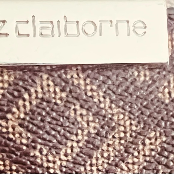 Liz Claiborne Brown Quilted Shoulder Bag - Picture 4 of 8